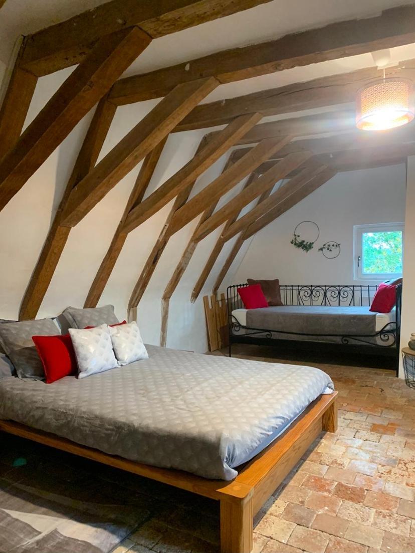 La Grange D Ave Hotel Luynes  ภายนอก รูปภาพ